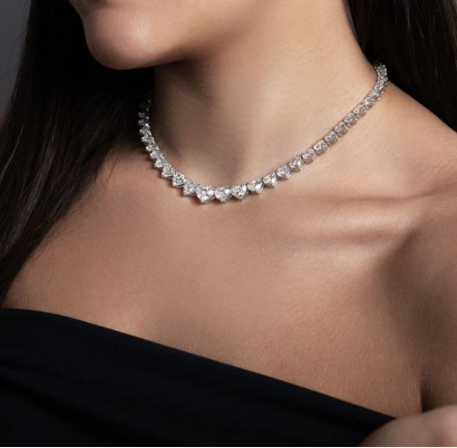 Graduated Diamond Heart Necklace